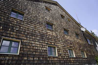 Wood Shake Installation